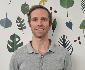 Dr Zak Kaufman